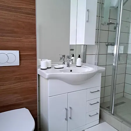 Visegradi Kincseskert Vendeghaz Apartmán *